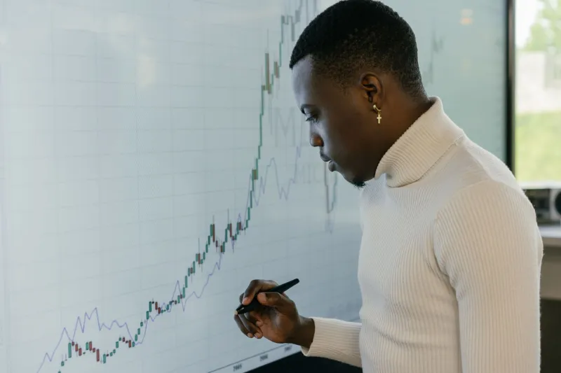 The Curriculum Question: How ESG, Artificial Intelligence, and Quantitative Finance Are Outpacing CFA Exam Content